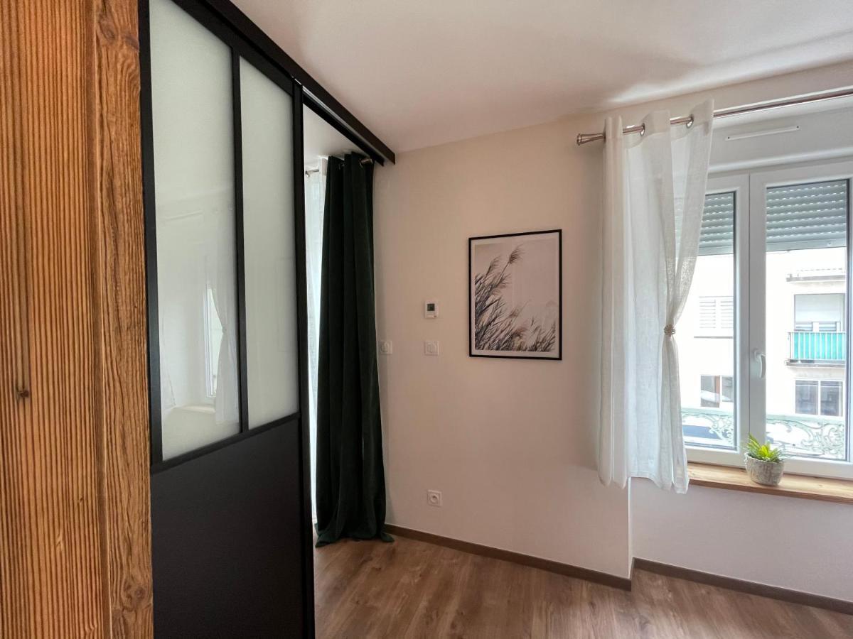 Appartement Tout Confort Haut De Gamme En Plein Centre Ville Gérardmer Exterior foto